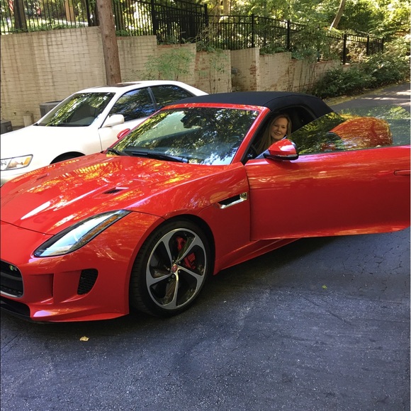 Meet your Posher, Debbie - Picture 8 of 11